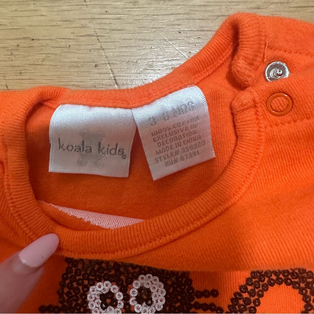 2/$10 Sale! Koala Kids Orange Shirt with Black Sequined Cat Size 3-6 Months - Picture 4 of 4